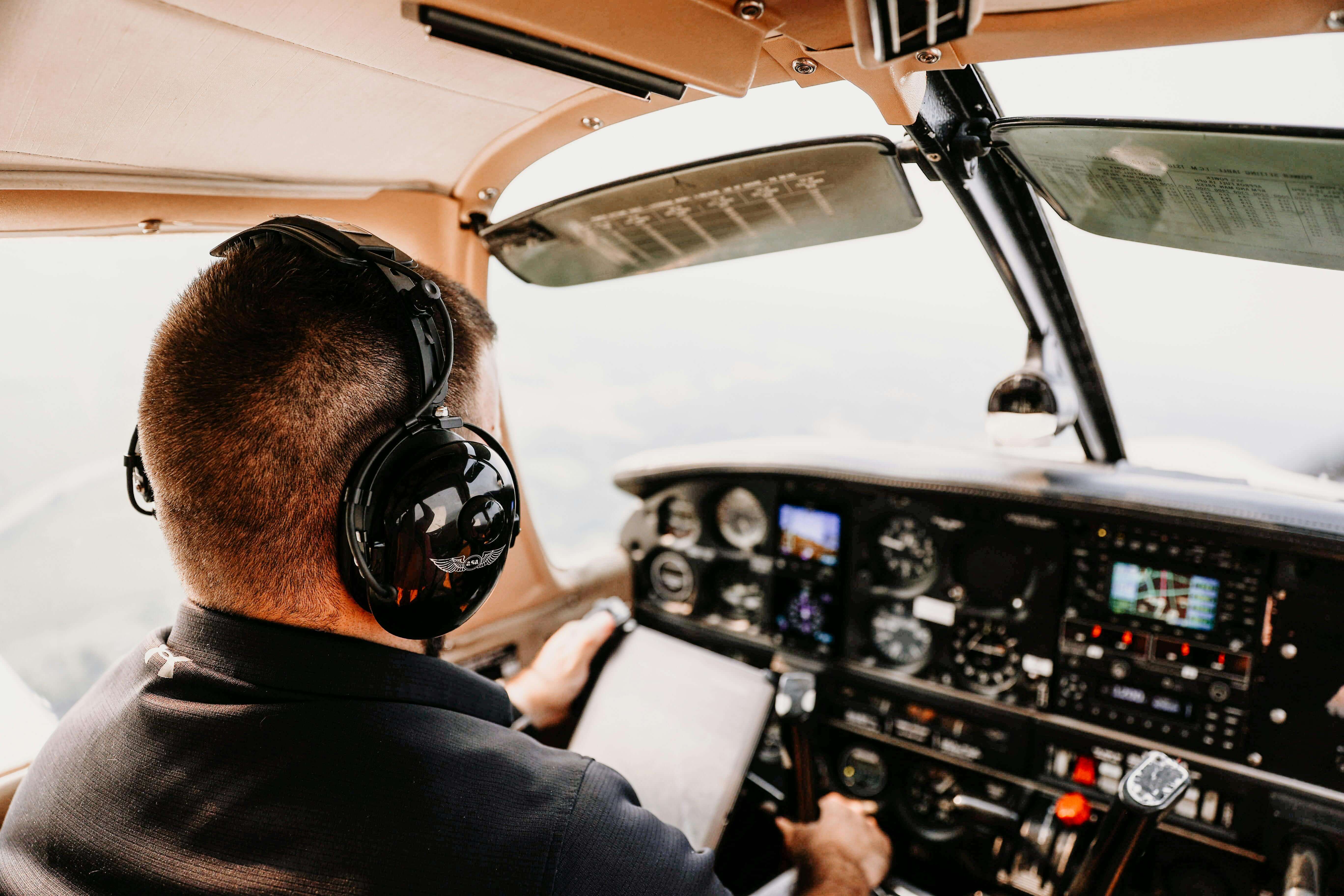 想學開飛機嗎 🛩️ 澳洲航空管理課程介紹